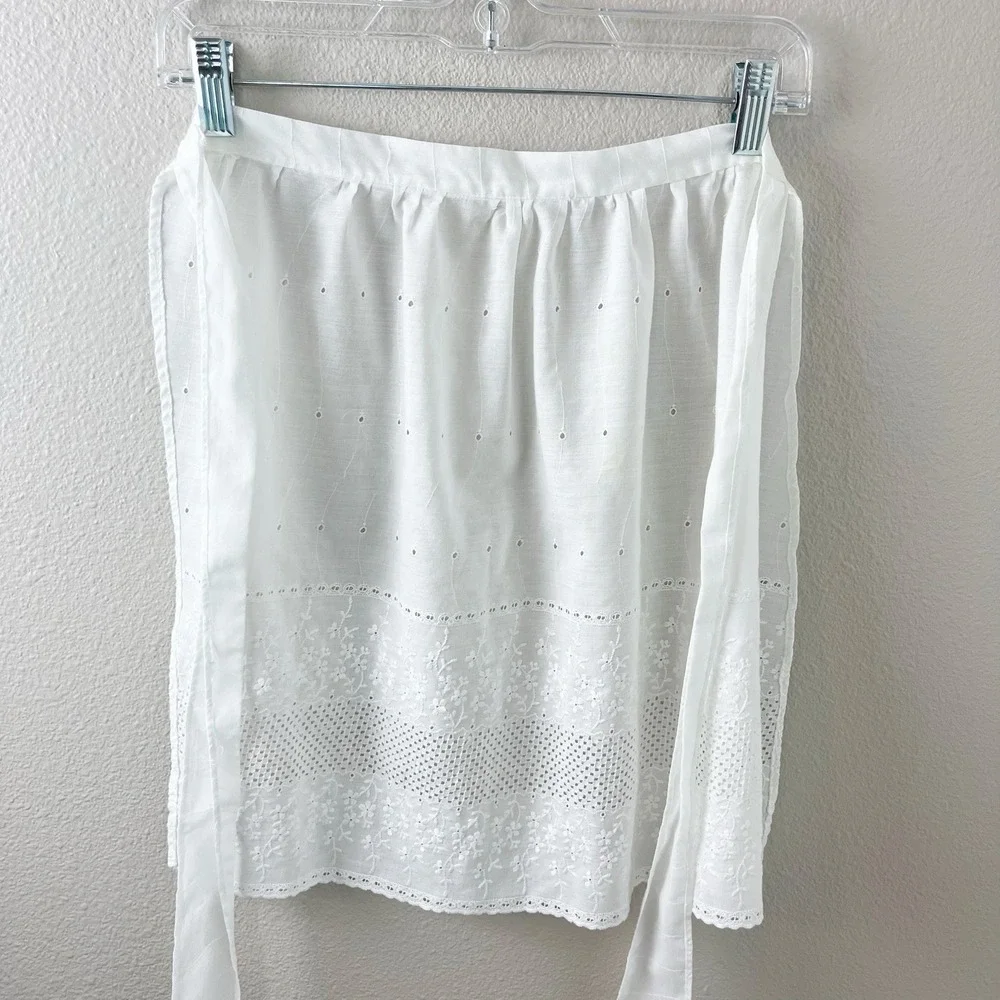 Handmade Vintage White Eyelet Apron Lace Embroidered Farmhouse Cottagecore